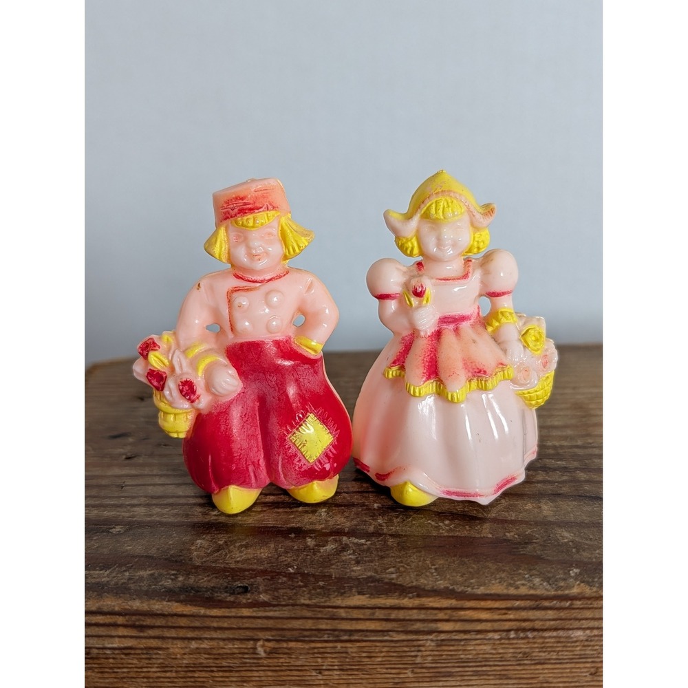 Vintage Plastic Boy Girl Salt & Pepper Shakers Pink Red Yellow Farm Country Set